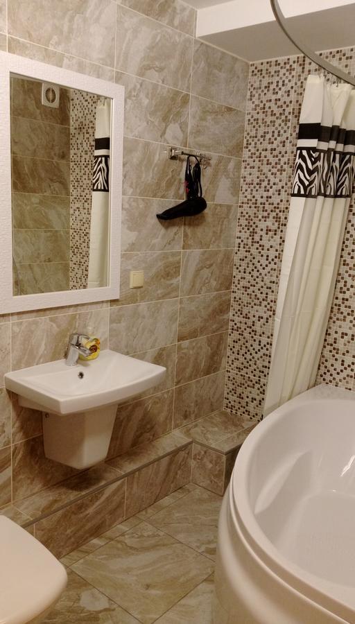 קייב Apartment On Prospiekt Pobiedy 18 מראה חיצוני תמונה