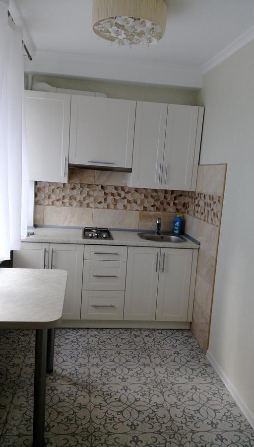 קייב Apartment On Prospiekt Pobiedy 18 מראה חיצוני תמונה